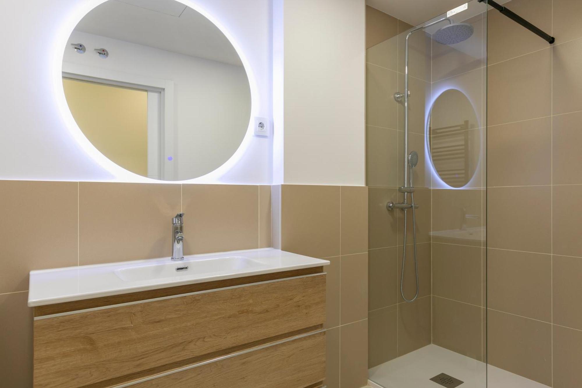 Homeabout Smart Rooms Bravo Murillo - Sin Recepcion Madrid Esterno foto